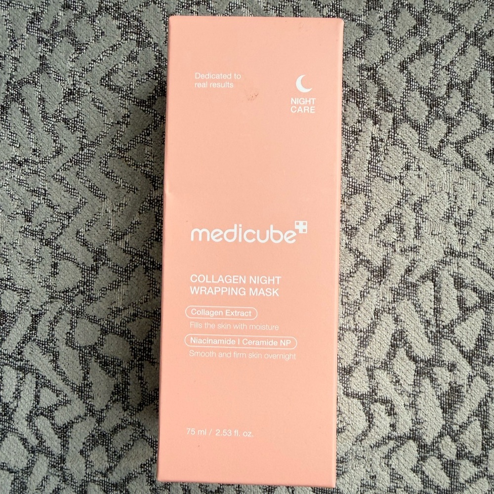 NEW Medicube Collagen Night Wrapping Mask